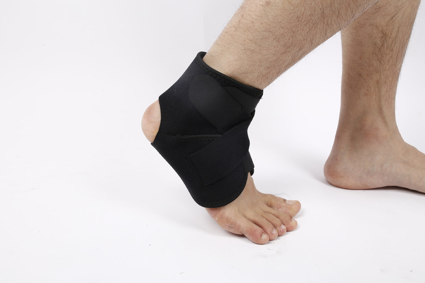Tornozeleira Esportiva Elástica Ajustável